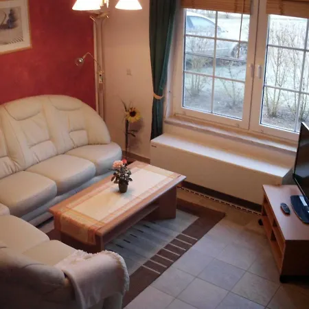Feriehus Ferienhaus Am Deich 30 Windwatten Zingst